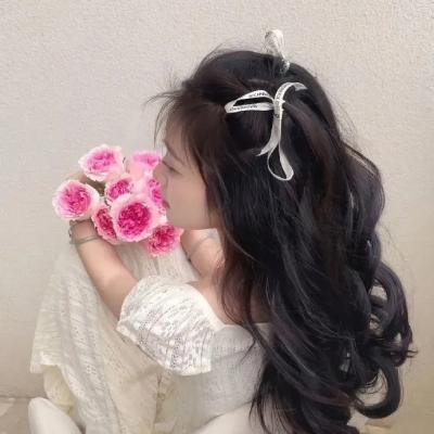 伯纳德特的真实本质